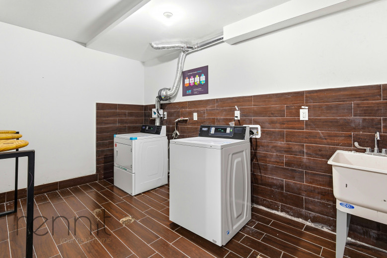 187 20th St, Apt 3B Image 15