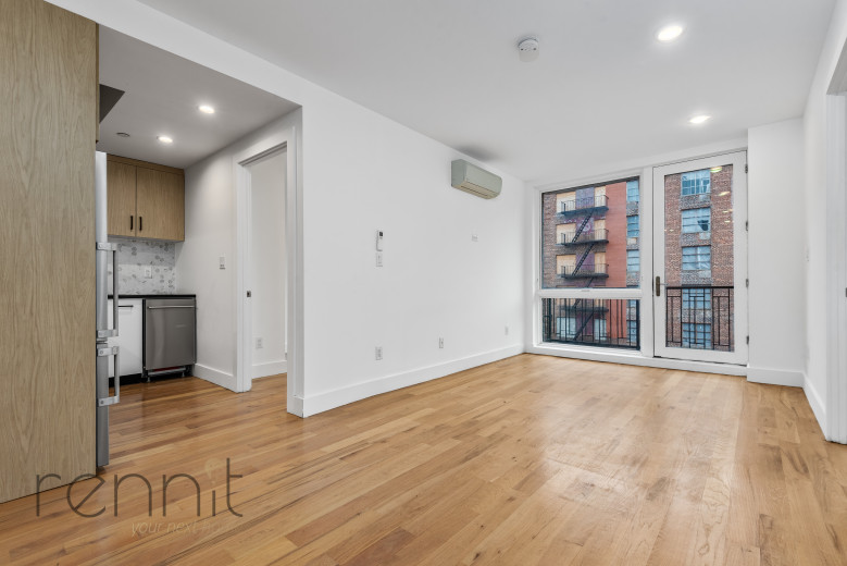 676 New York Ave, Apt 4E Image 6