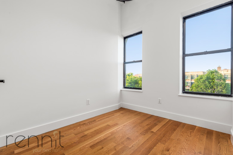 638 Wilson Ave, Apt 2L Image 10