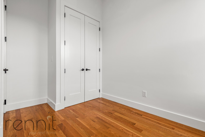 638 Wilson Ave, Apt 2L Image 11