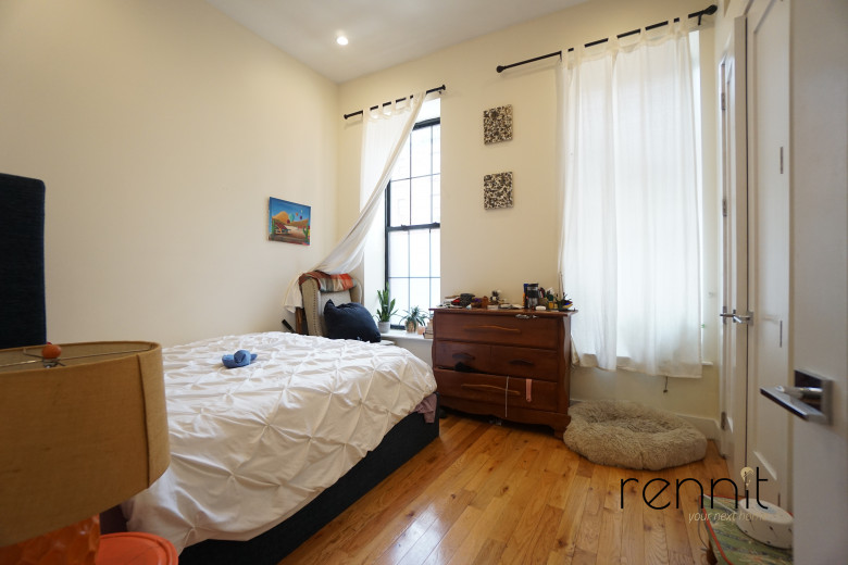 338 Clifton Pl, Apt 1F Image 6
