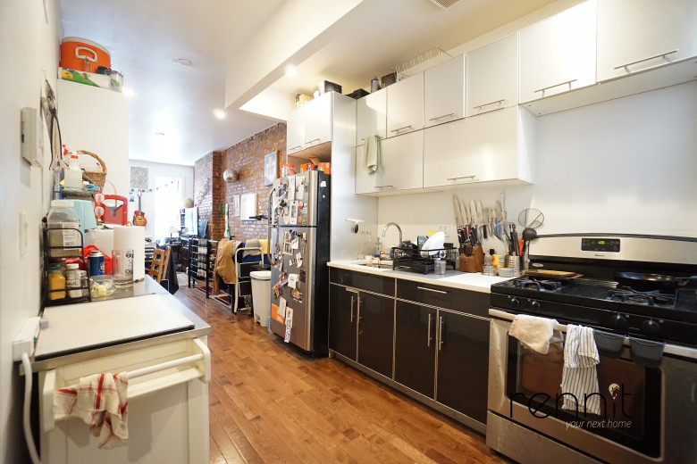 625 Sterling Pl, Apt 1L Image 3