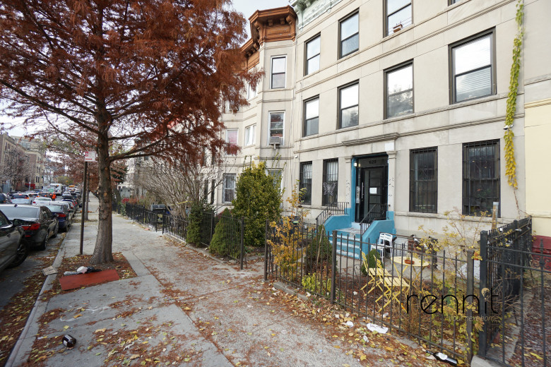 625 Sterling Pl, Apt 1L Image 27