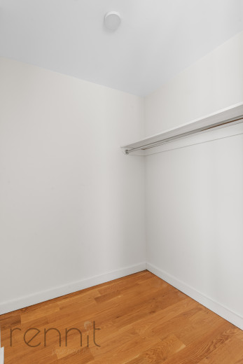 375 Dean St, Apt 305 Image 10