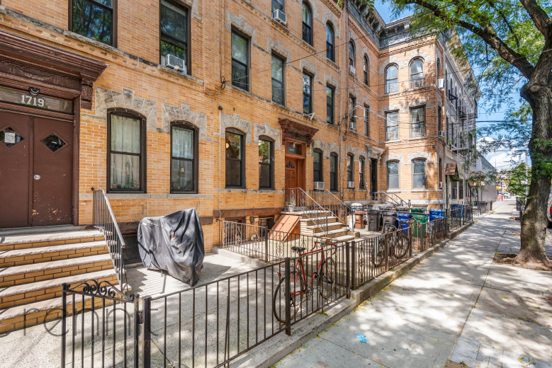 1721 Himrod St, Apt 1L Image 17