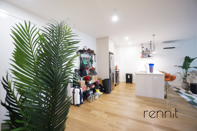 375 Dean St, Apt 603 Image 2
