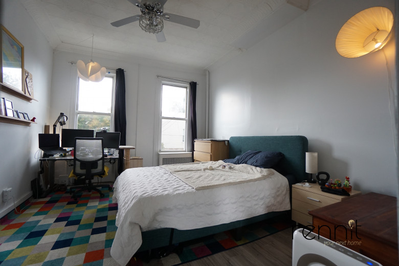 477 Fairview Ave, Apt 2L Image 12