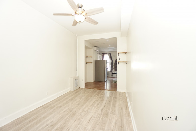 477 Fairview Ave, Apt 2L Image 5