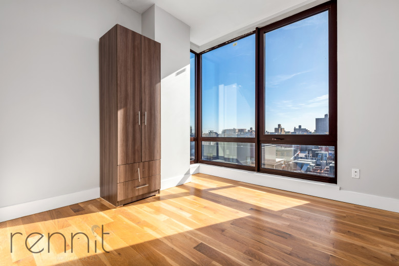 31 Debevoise St, Apt 8D Image 6