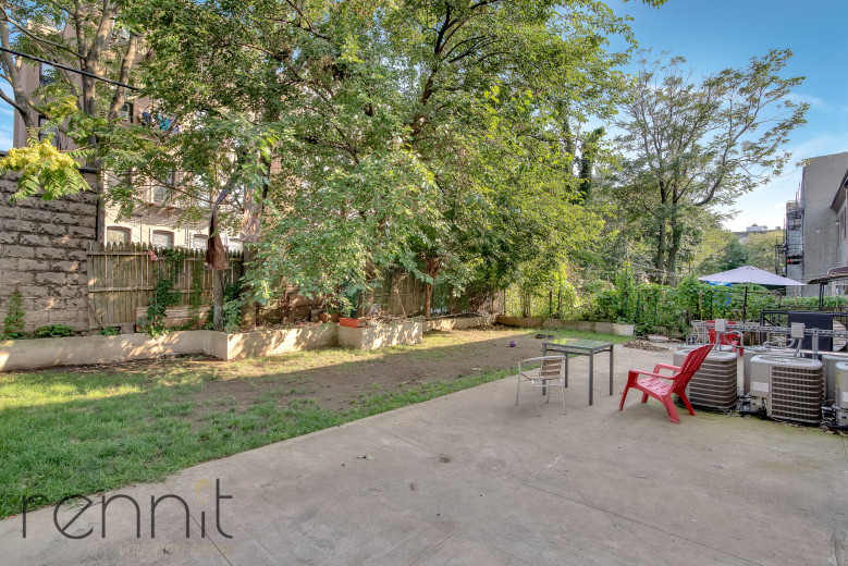 914 Hart St, Apt 2B Image 16