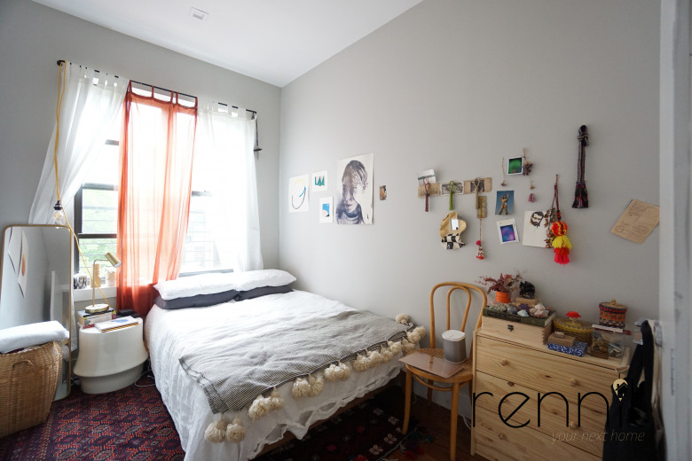 914 Hart St, Apt 2B Image 8