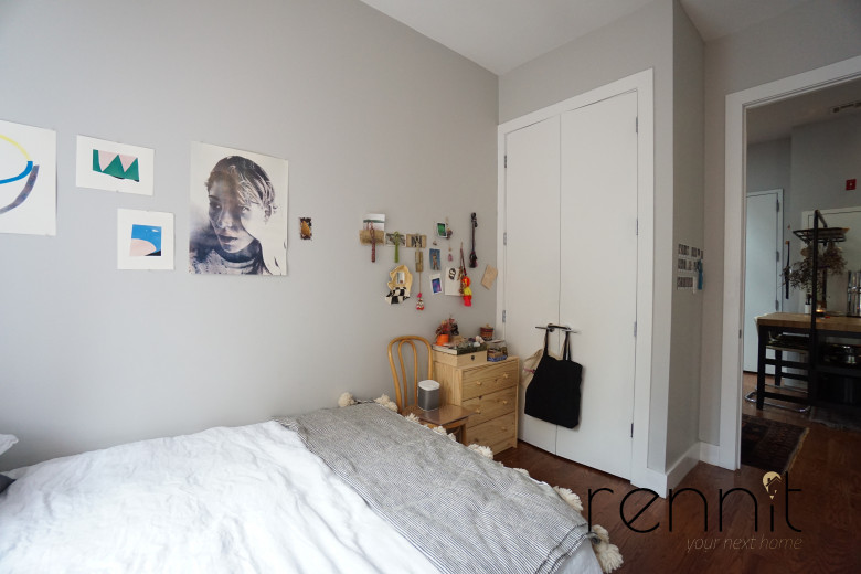 914 Hart St, Apt 2B Image 9