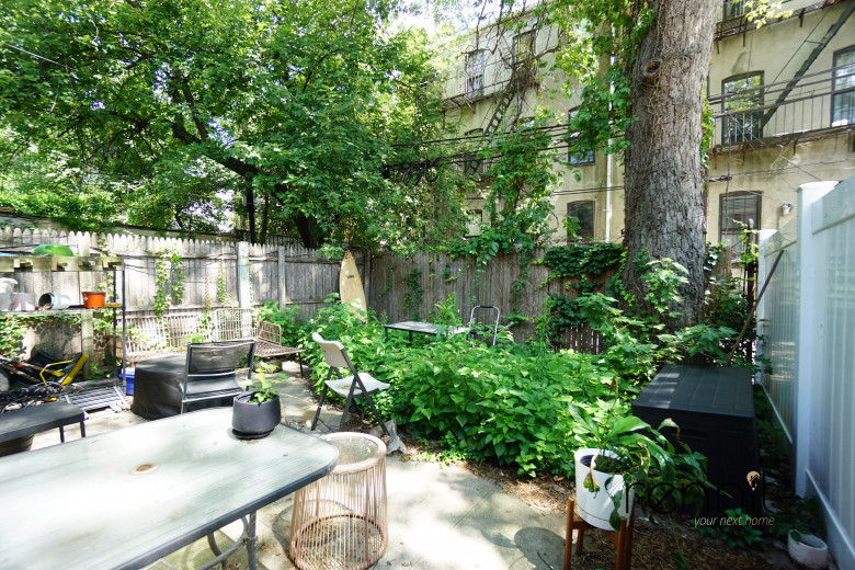 1160 Halsey St, Apt 1 Image 1