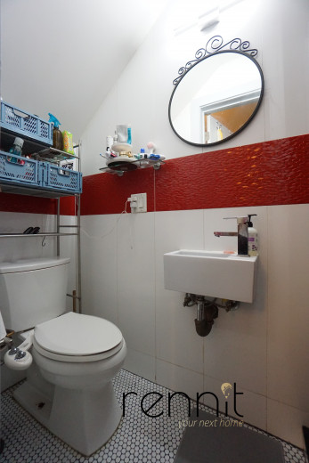 1160 Halsey St, Apt 1 Image 14