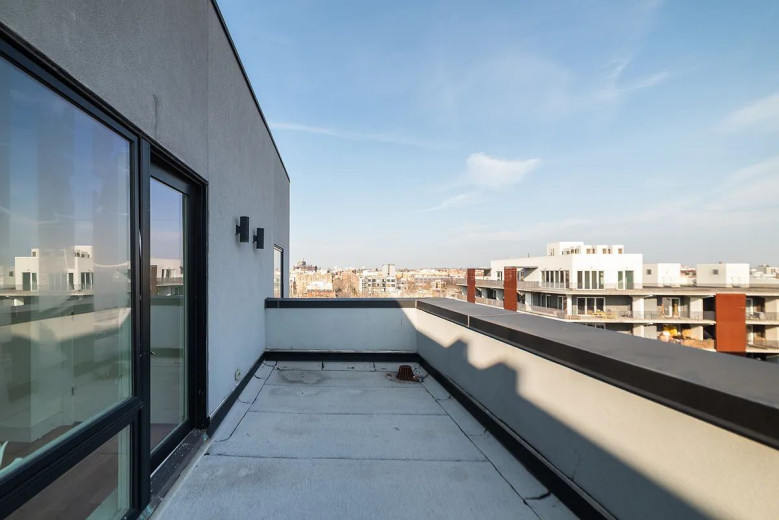 676 New York Ave, Apt 6E Image 1
