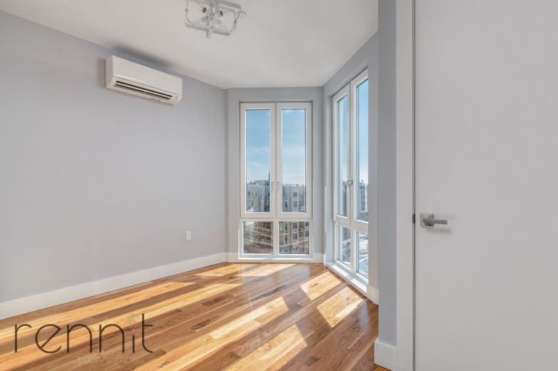 56 Ainslie St, Apt 8C Image 6