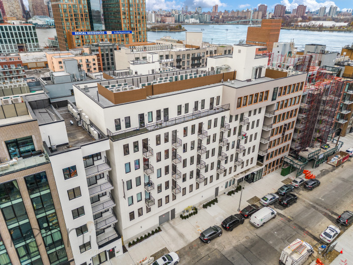 26-24 4th St, Apt 610A Image 29