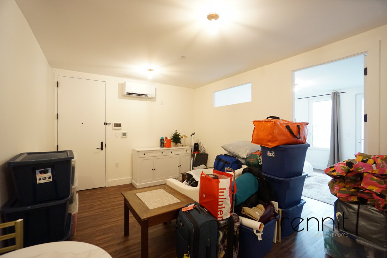 26-24 4th St, Apt 610A Image 8