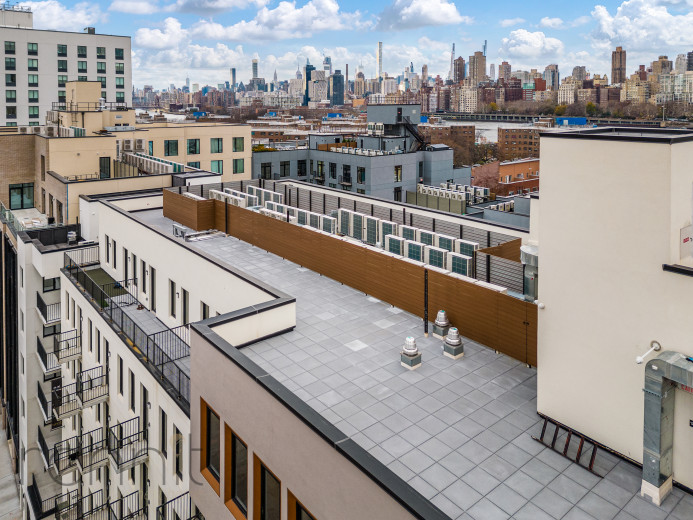 26-24 4th St, Apt 708A Image 26