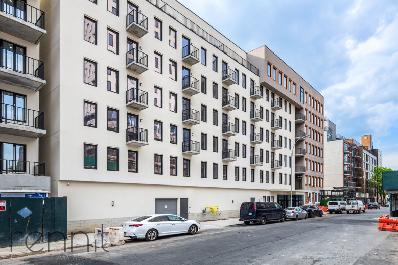26-24 4th St, Apt 708A Image 30