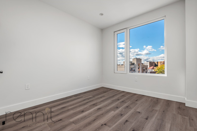 125 Kings Hwy, Apt 3B Image 9