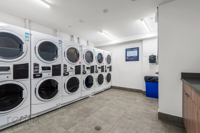 125 Kings Hwy, Apt 3B Image 17