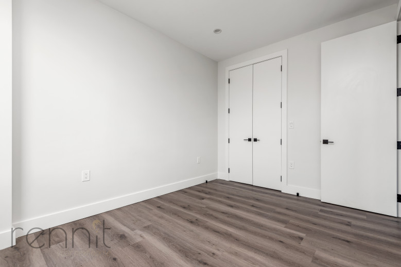 125 Kings Hwy, Apt 3B Image 5