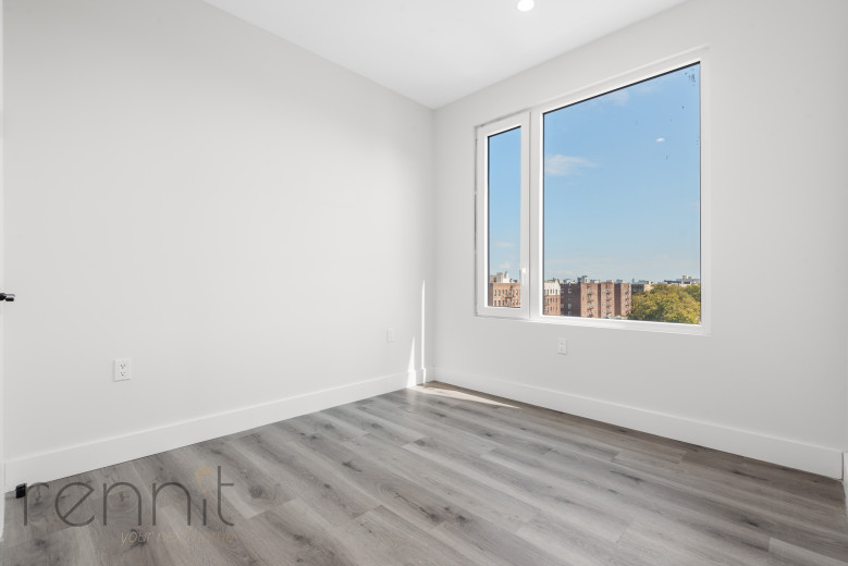 125 Kings Hwy, Apt 7B Image 6