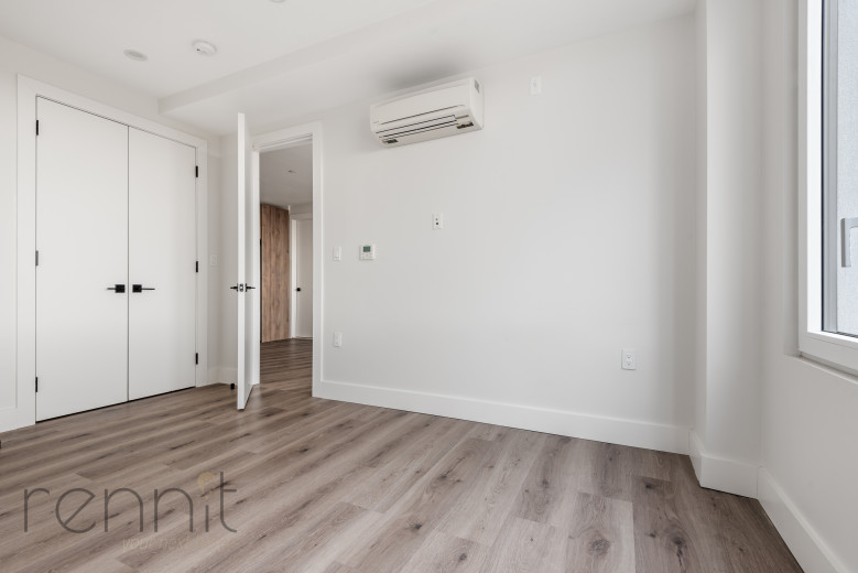 125 Kings Hwy, Apt 5G Image 10