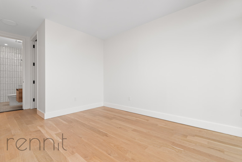 580 Classon Ave, Apt 5B Image 9