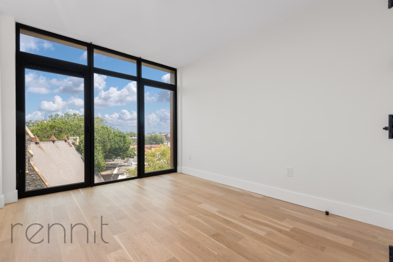 580 Classon Ave, Apt 5B Image 12