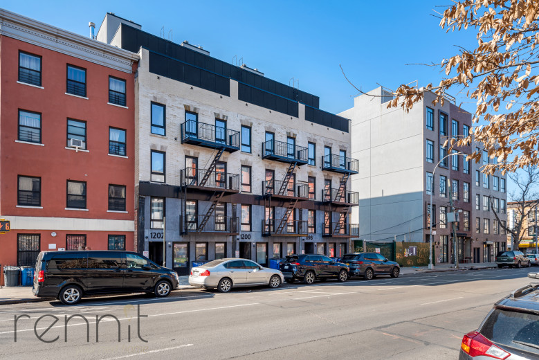 1196 Bedford Ave, Apt 4B Image 11