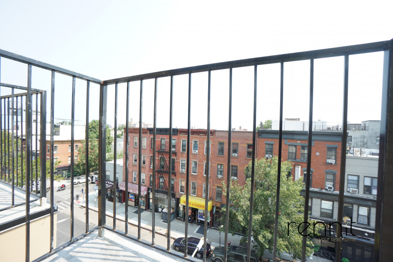 1196 Bedford Ave, Apt 4B Image 3