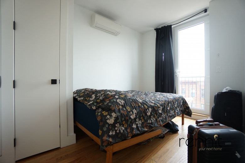 1196 Bedford Ave, Apt 4B Image 8
