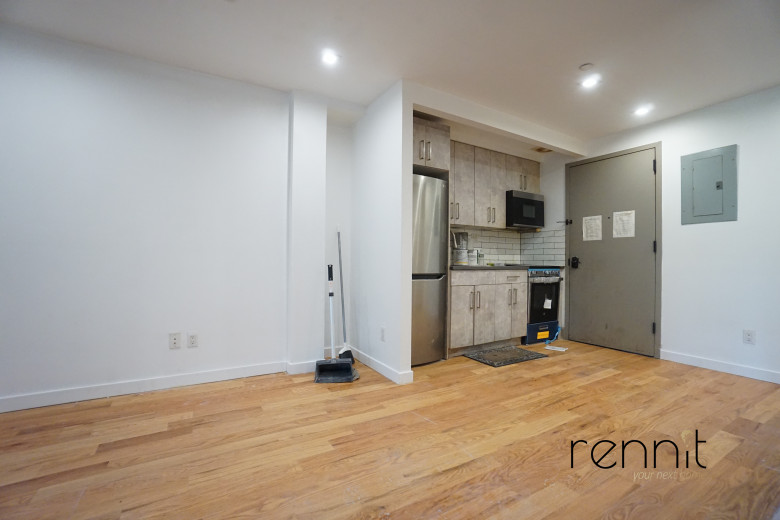 1443 Lincoln Pl, Apt 3R Image 1
