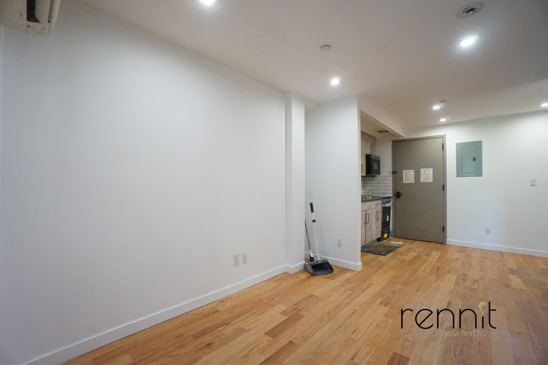 1443 Lincoln Pl, Apt 3R Image 3