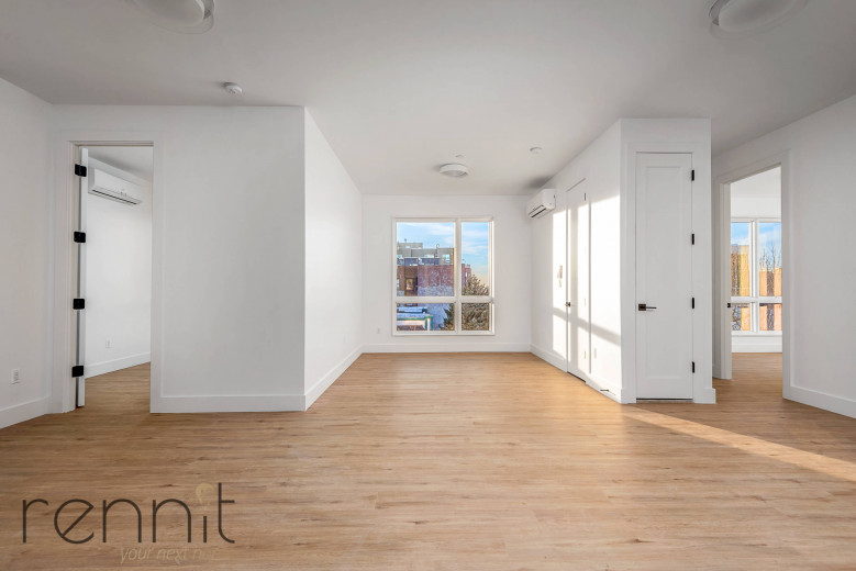 799 E 34th St, Apt 4B Image 1