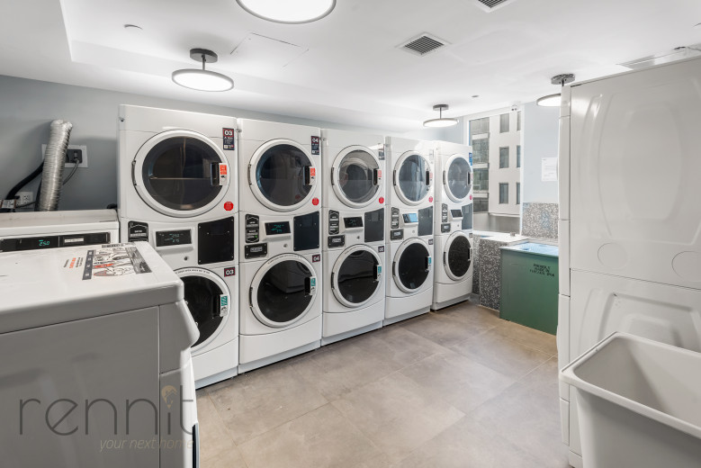 26-24 4th St, Apt 607A Image 24