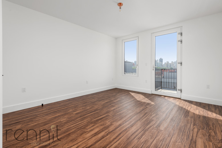 26-24 4th St, Apt 607A Image 8