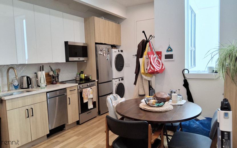 511 Meeker Ave, Apt 3B Image 3