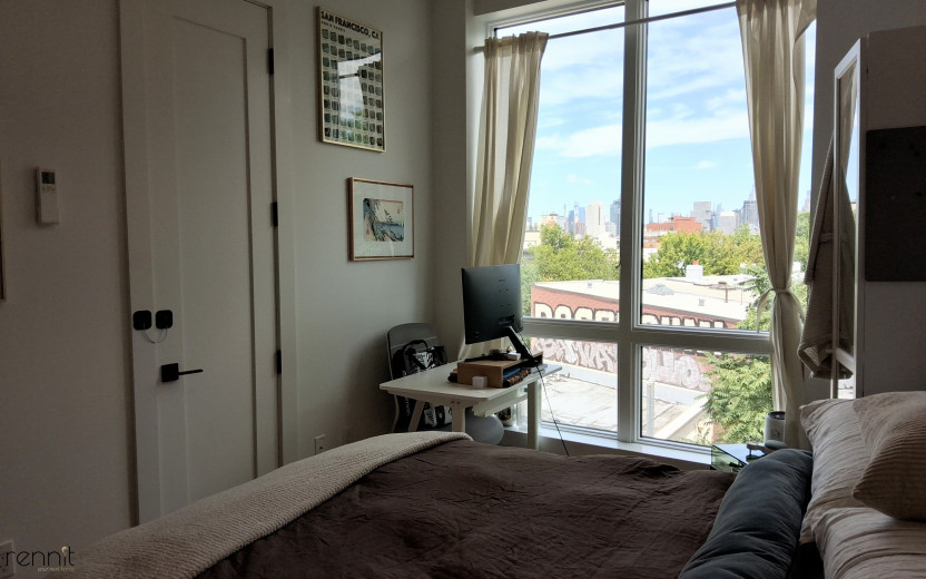 511 Meeker Ave, Apt 3B Image 9