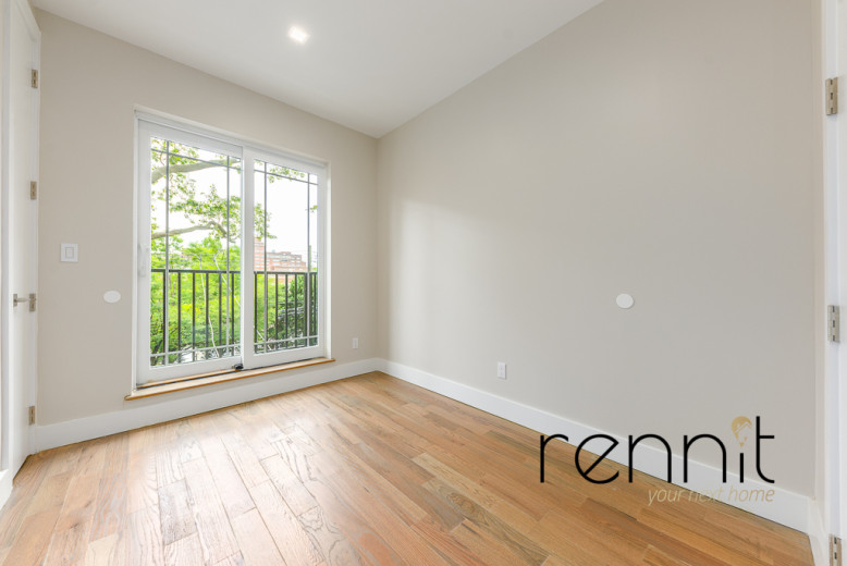 593 Rutland Rd, Apt 3F Image 4
