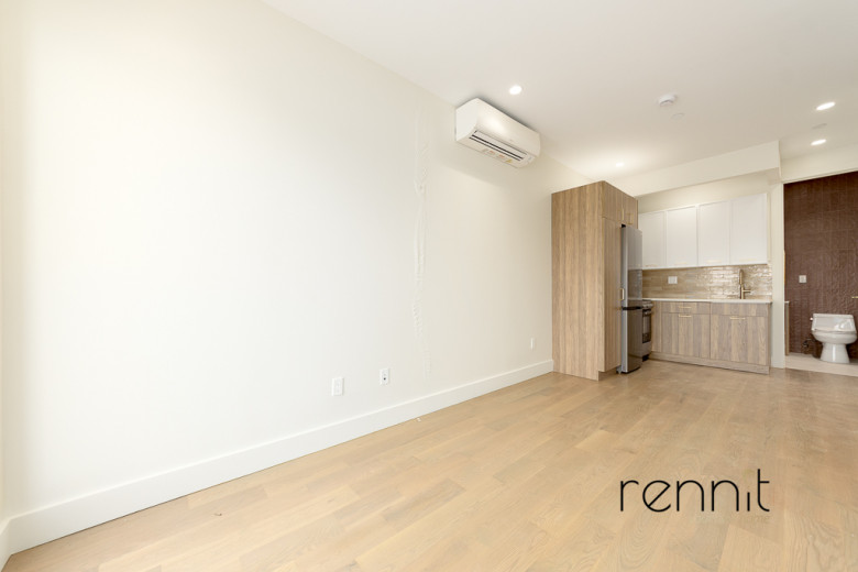 275 20th St, Apt 5A Image 2