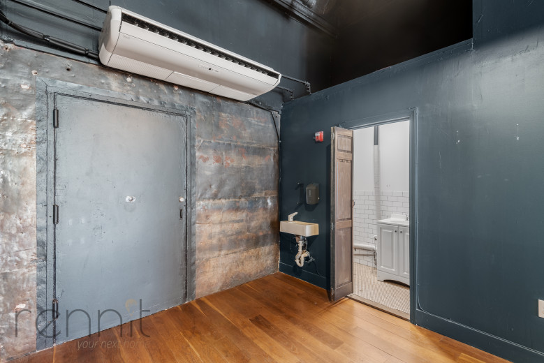 1093 Putnam Ave Commercial, Apt C5 Image 9