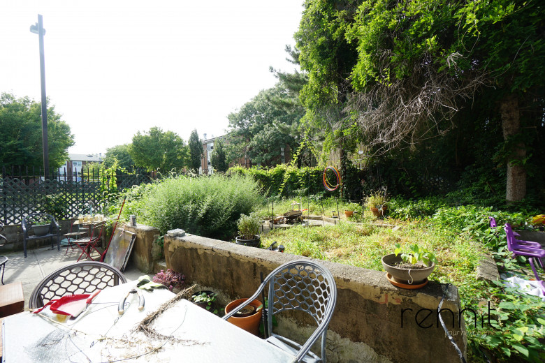 161 Harman St, Apt 1L Image 2