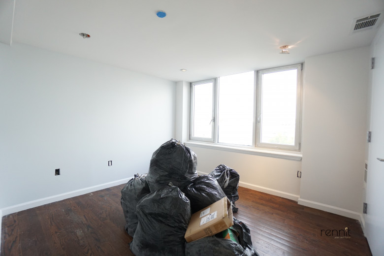 287 McGuinness Blvd, Apt 3B Image 10