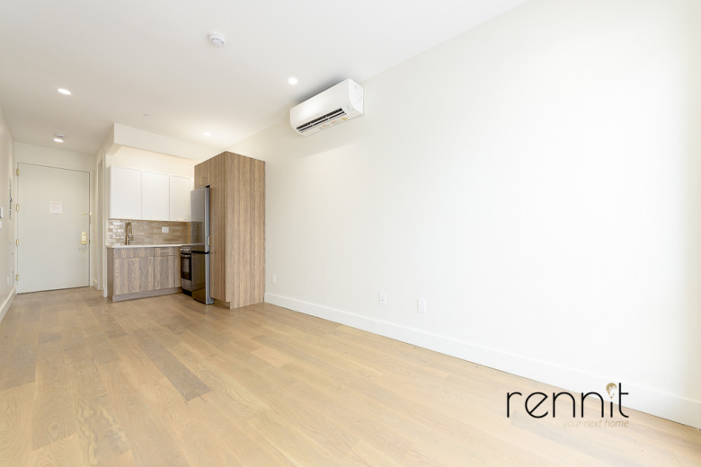 275 20th St, Apt 5B Image 3