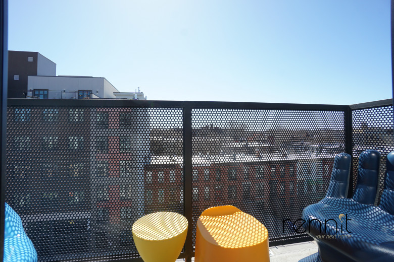 853 Lexington Ave, Apt 5A Image 3