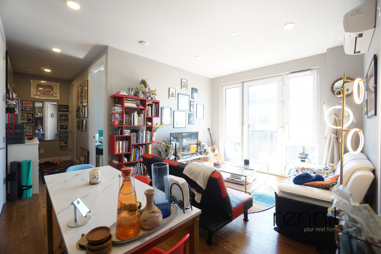853 Lexington Ave, Apt 5A Image 5