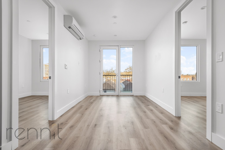 125 Kings Hwy, Apt 5C Image 4